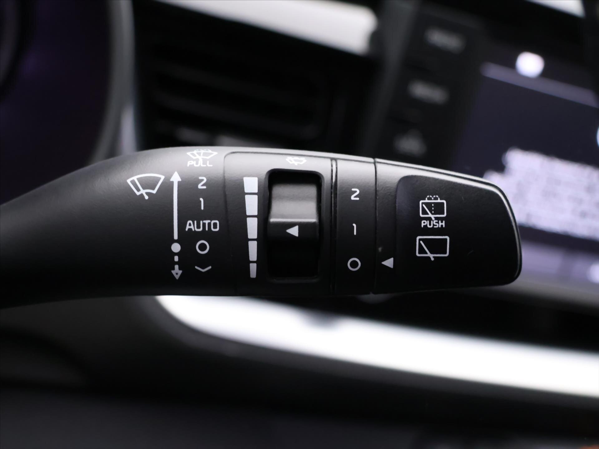 KIA Stonic SUV 998,0 88 kw