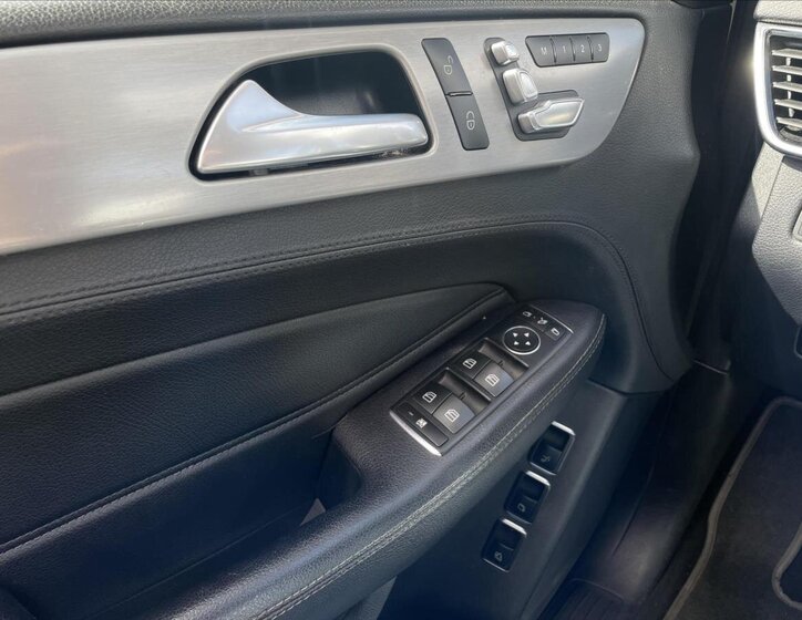 Mercedes-Benz GLS SUV 3,0 l 190 kw