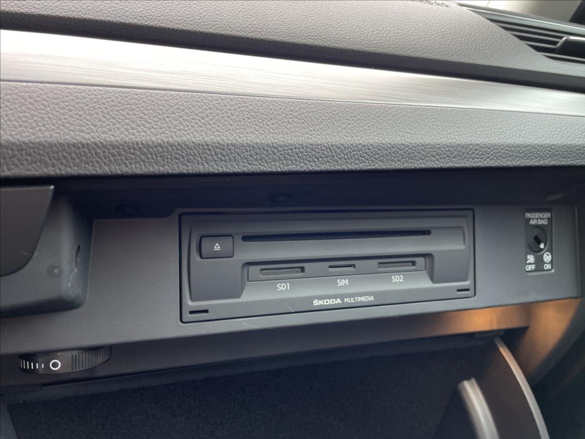 Škoda Superb Kombi 1,4 l 110 kw