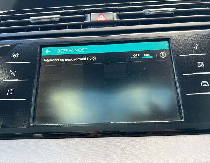 Citroën Grand C4 Picasso 21