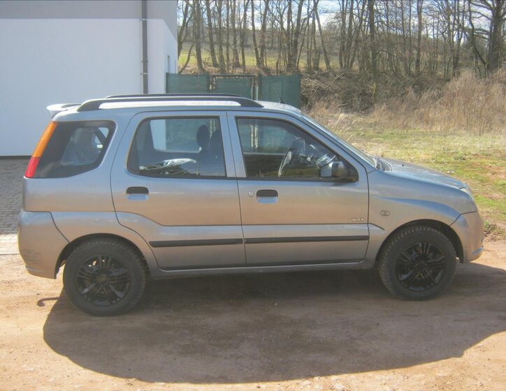 Suzuki Ignis Kombi 1,3 l 68 kw