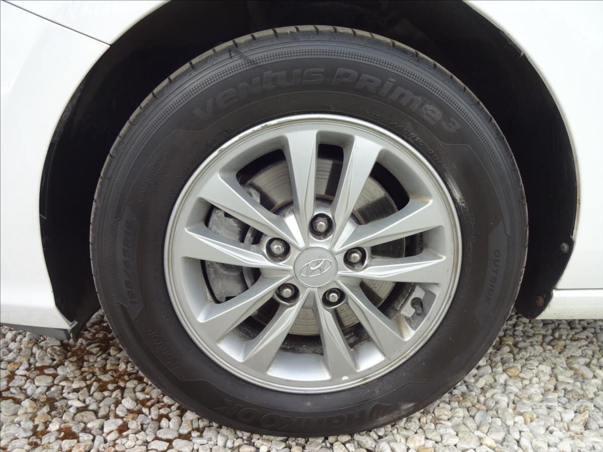 Hyundai i30 Kombi 1,6 l 85 kw