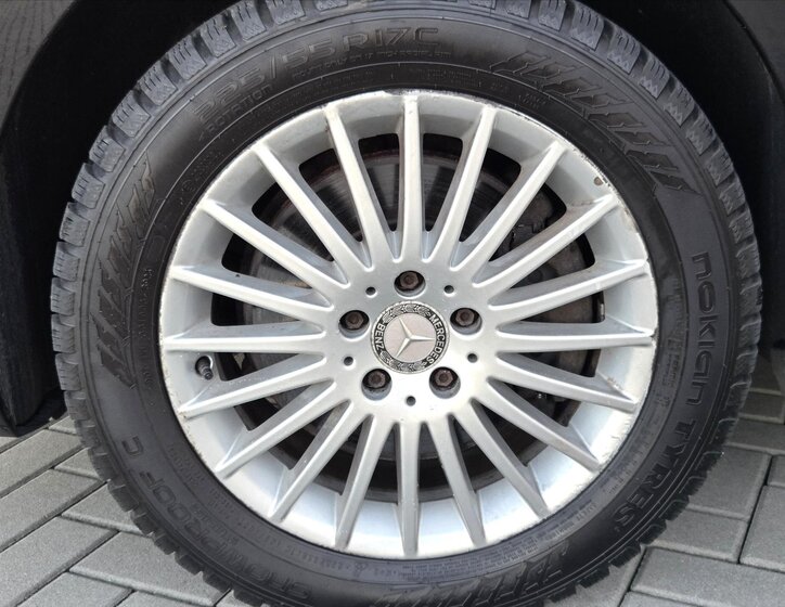 Mercedes-Benz Třídy V Kombi 2,1 l 140 kw