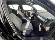 Volvo XC40 SUV / Terénní 2,0 l 145 kw