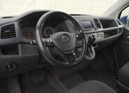 Volkswagen Caravelle 8