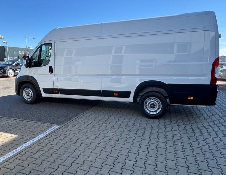 Toyota Proace Max Skříň 2,2 l 133 kw