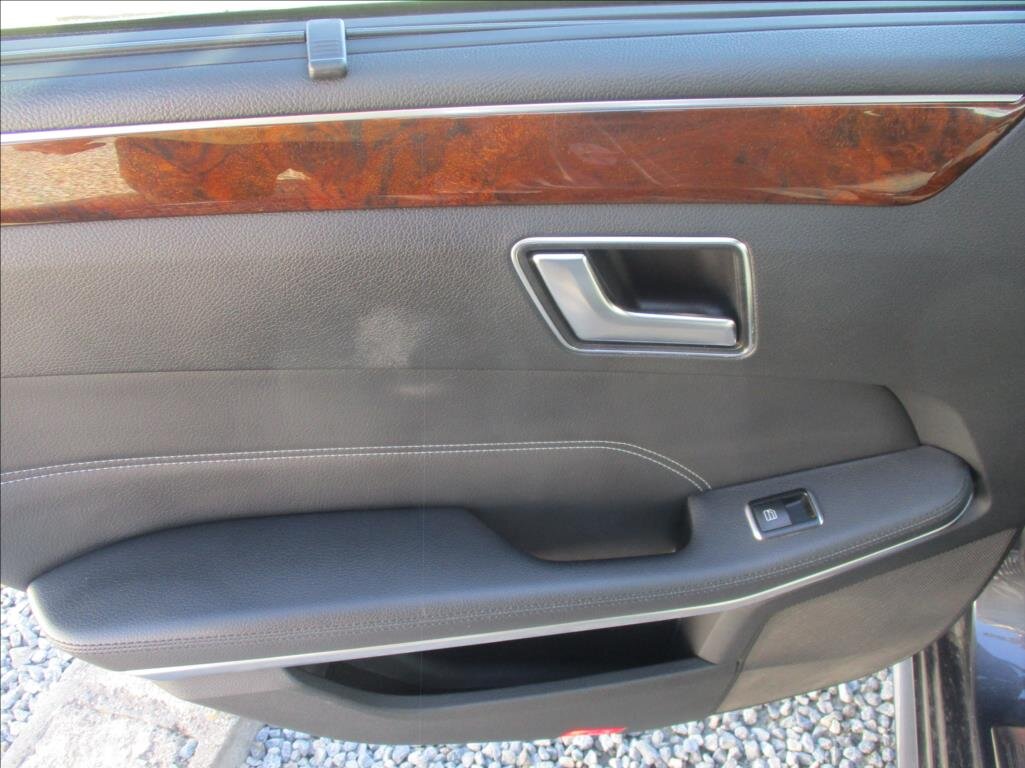 Mercedes-Benz Třídy E Kombi 2,1 l 150 kw