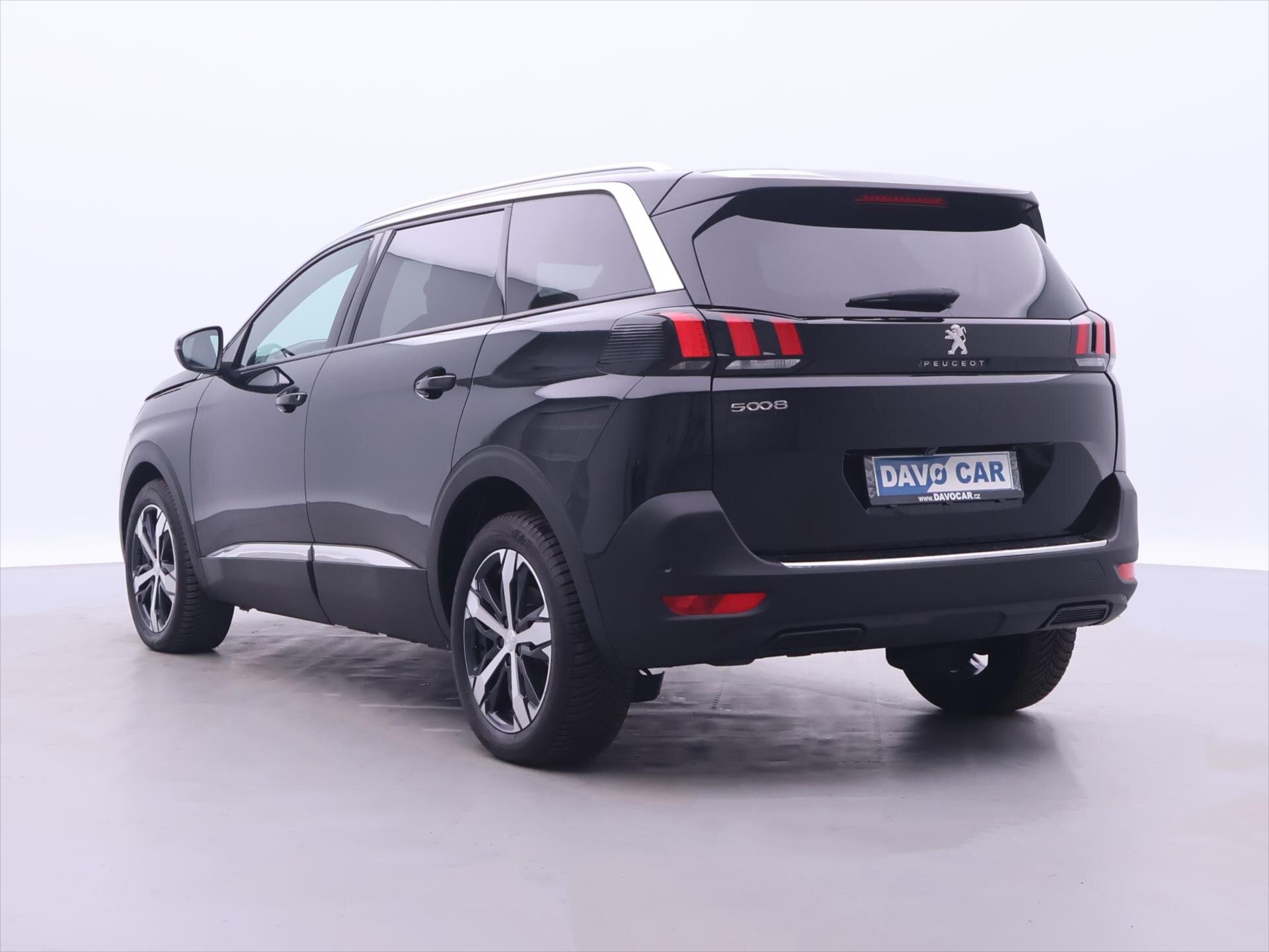 Peugeot 5008 SUV 1,2 l 96 kw