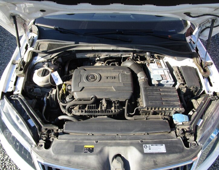 Škoda Superb Kombi 1,8 l 132 kw