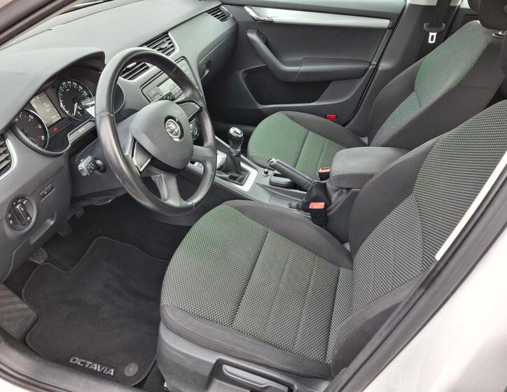 Škoda Octavia 14