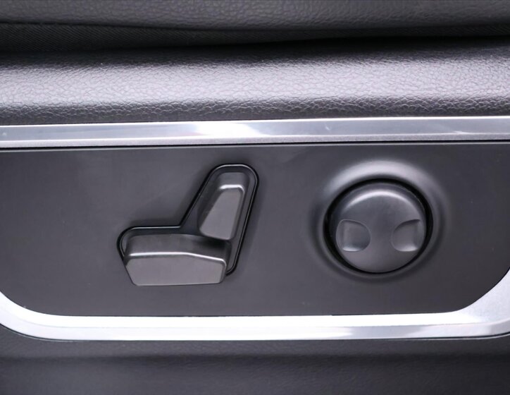 Dodge RAM Pick-up 5,7 l 291 kw