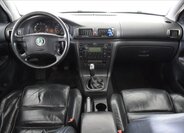 Škoda Superb Sedan / Limuzína 2,8 l 142 kw