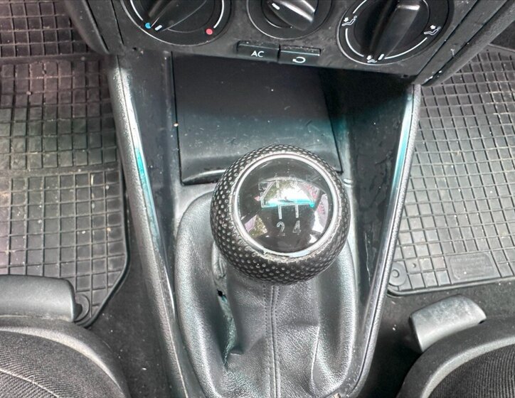 Volkswagen Golf Kombi 1,4 l 55 kw