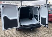 Ford Transit Connect 8