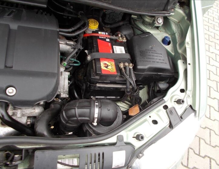 Fiat Idea Hatchback 1,9 l 74 kw