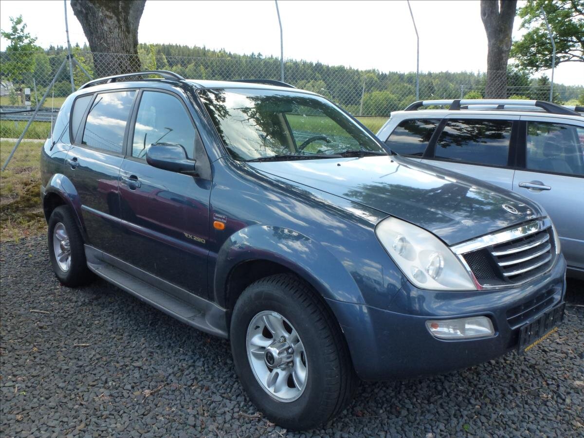 SsangYong Rexton SUV 2,9 l 88 kw