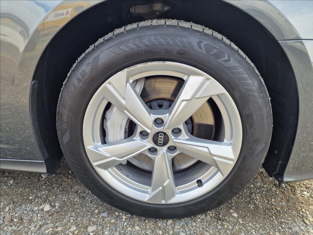 Audi A6 Kombi 2,0 l 220 kw