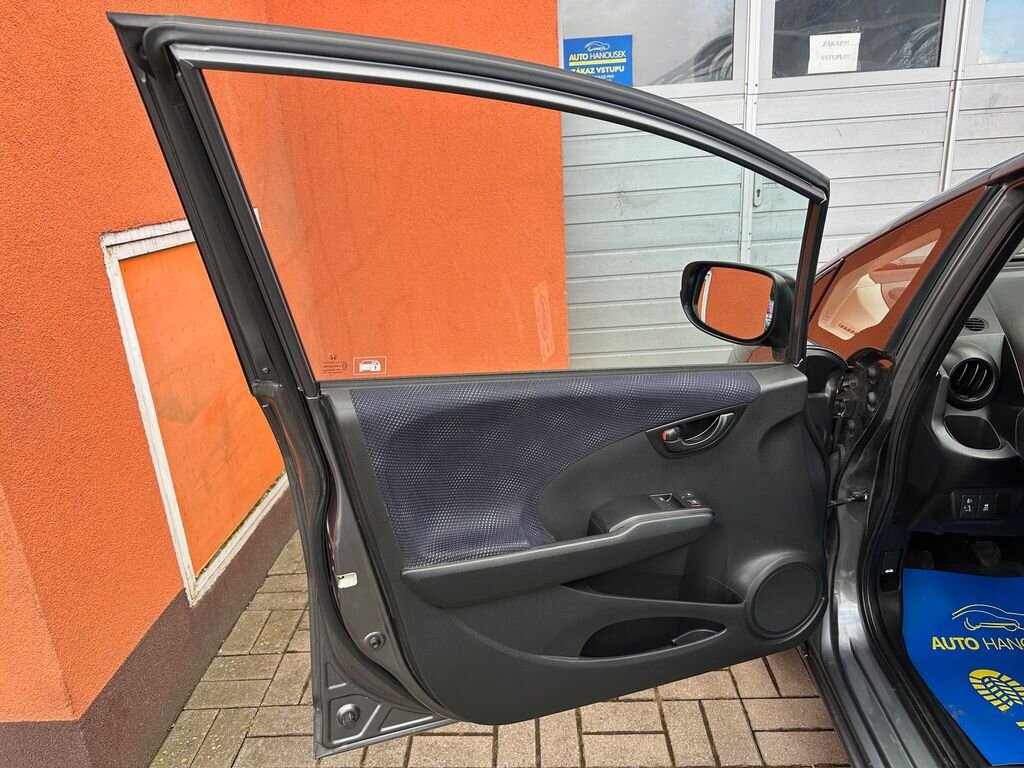 Honda Jazz Hatchback 1,2 l 66 kw