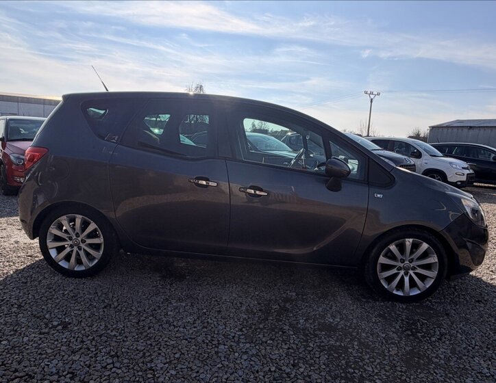 Opel Meriva Kombi 1,7 l 74 kw