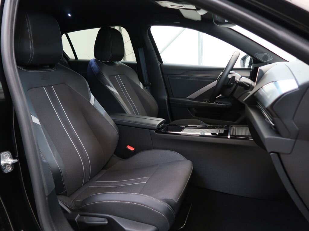 Opel Astra Hatchback 1,2 l 96 kw