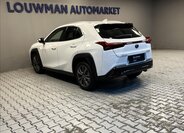 Lexus UX 300h SUV 2,0 l 146 kw