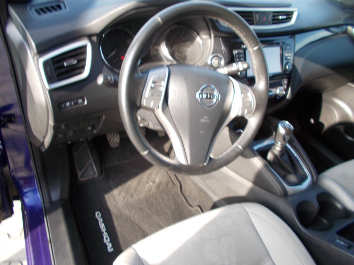 Nissan Qashqai SUV / Terénní 1,6 l 120 kw