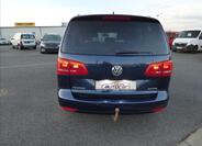 Volkswagen Touran 4