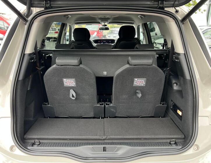 Citroën Grand C4 Picasso 24