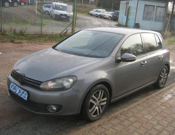 Volkswagen Golf 2