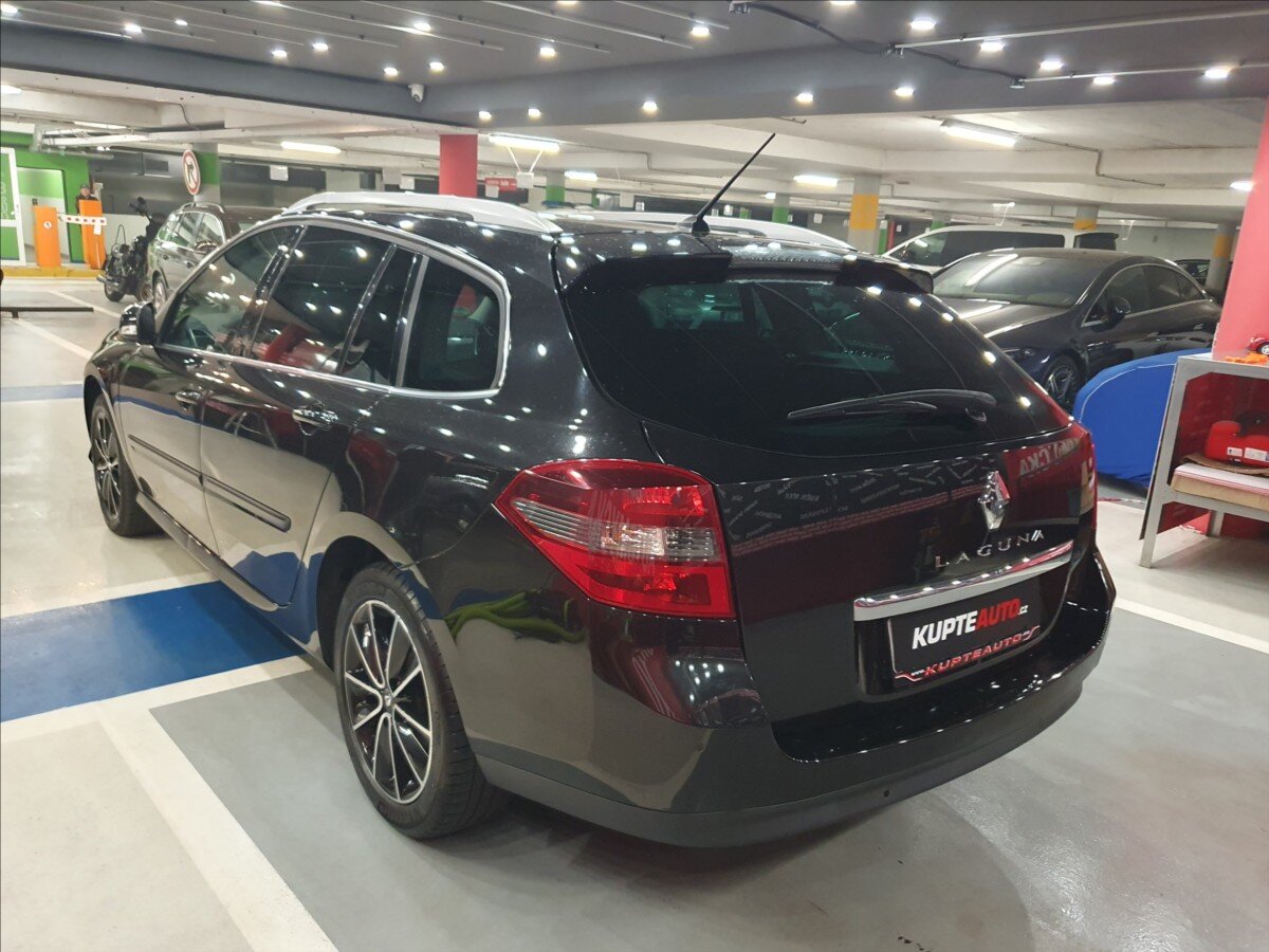 Renault Laguna Kombi 2,0 l 103 kw