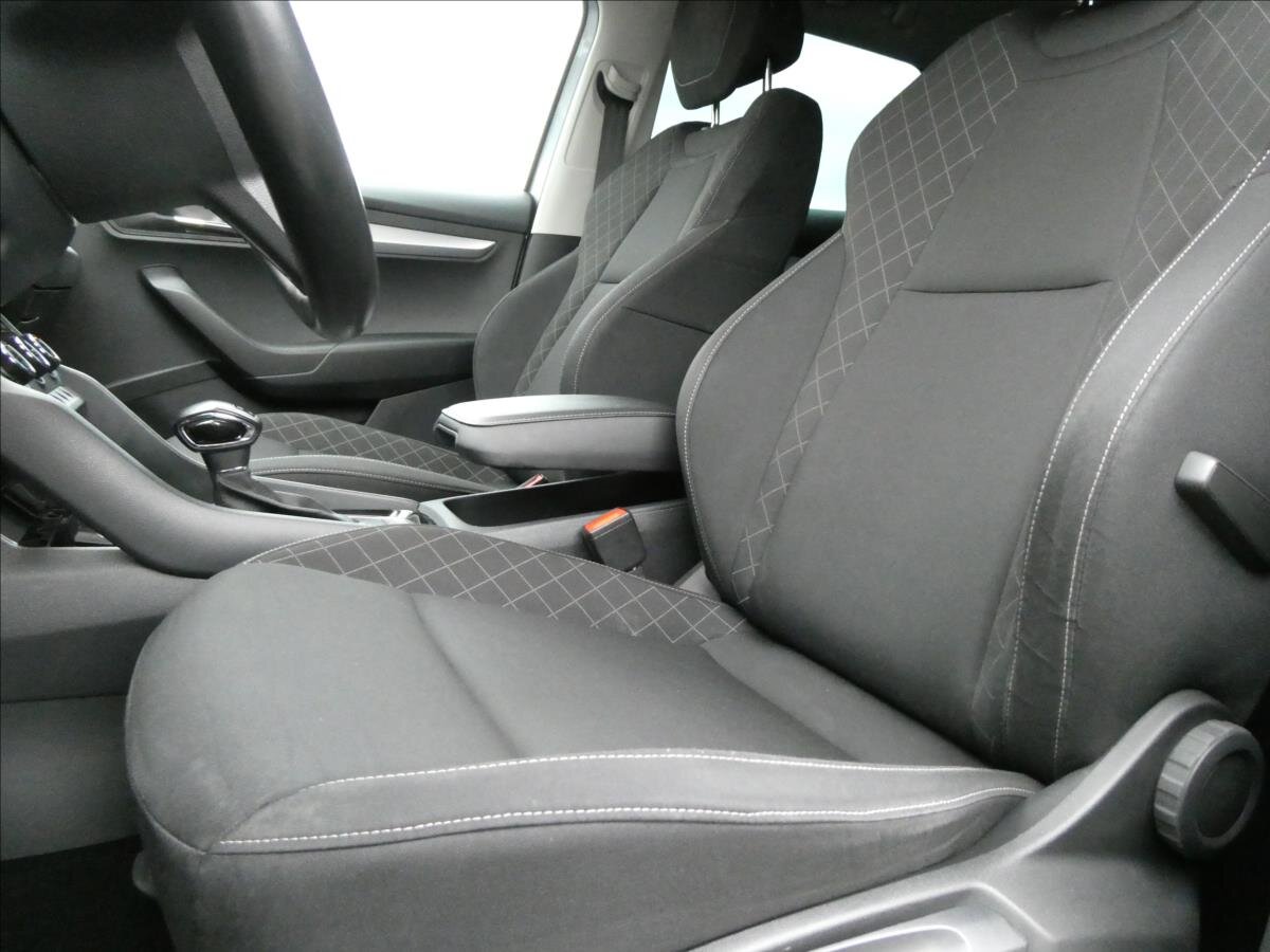 Škoda Karoq SUV / Terénní 2,0 l 110 kw