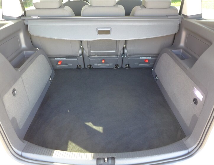 Volkswagen Touran 33