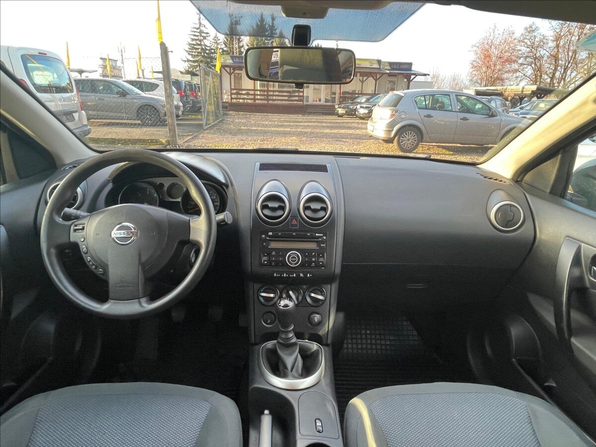 Nissan Qashqai SUV 1,5 l 78 kw