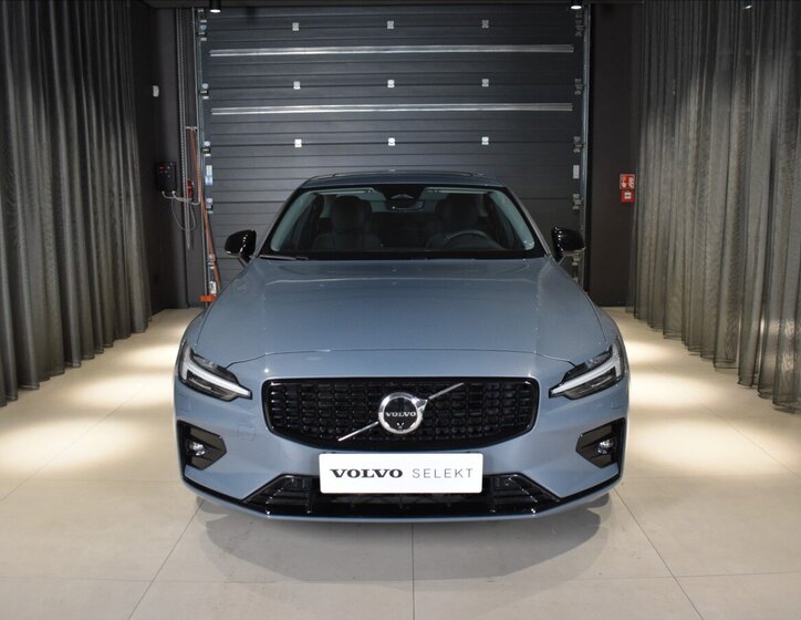 Volvo S60 Sedan / Limuzína 2,0 l 184 kw