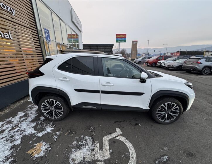 Toyota Yaris Cross Hatchback 1,5 l 68 kw