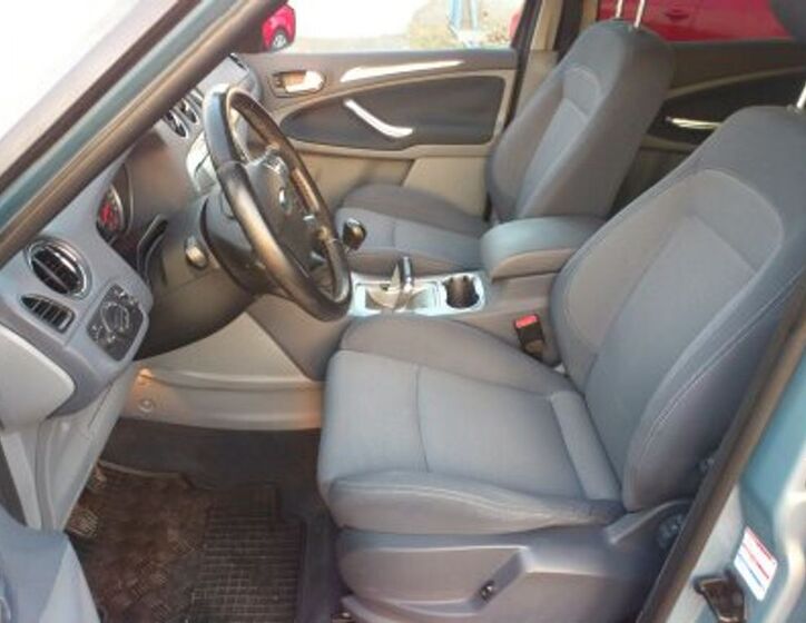 Ford S-MAX MPV 1,8 l 92 kw