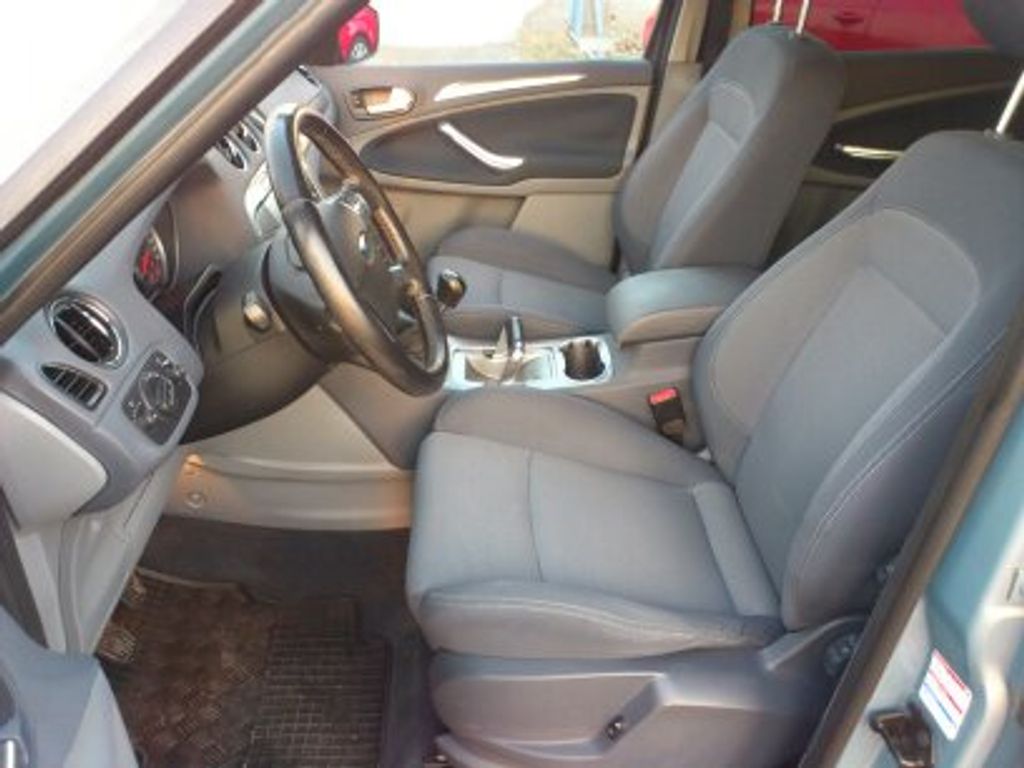 Ford S-MAX MPV 1,8 l 92 kw