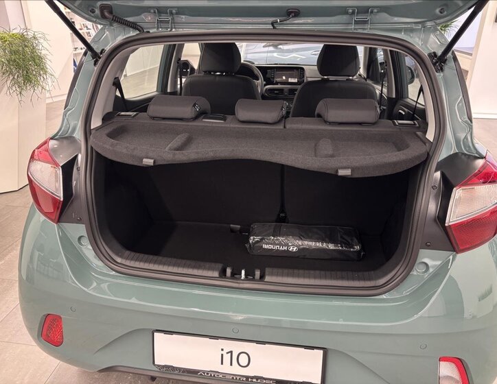 Hyundai i10 Hatchback 998,0 46 kw