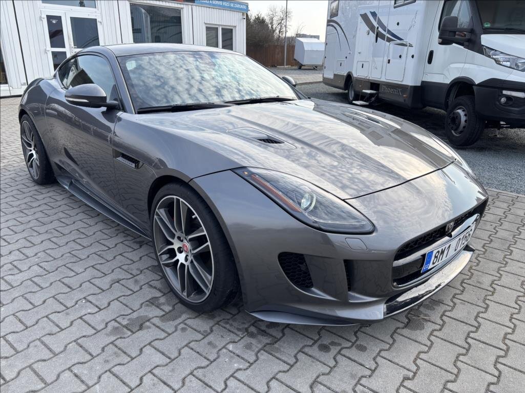Jaguar F-Type Kupé 5,0 l 405 kw