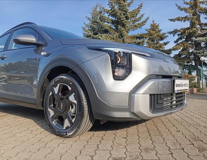KIA Stonic SUV / Terénní 998,0 74 kw