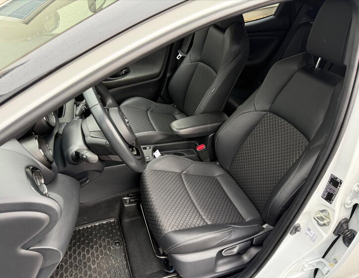 Toyota Yaris Hatchback 1,5 l 68 kw