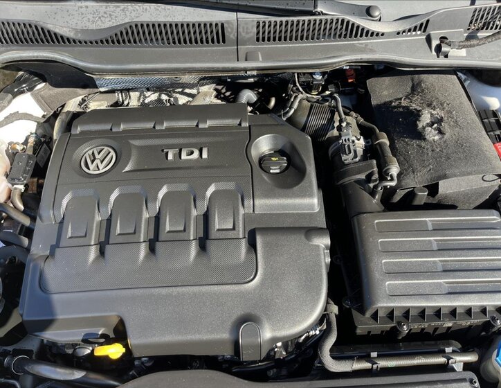 Volkswagen Golf Sportsvan Kombi 1,6 l 81 kw