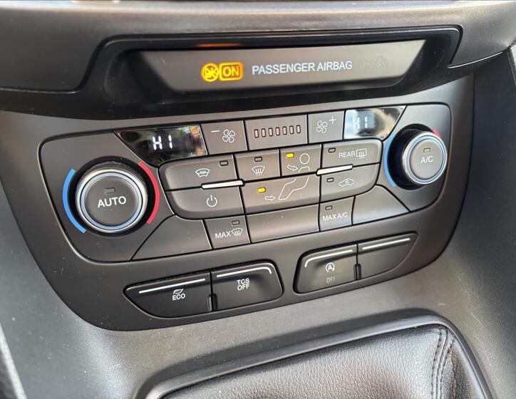 Ford Transit Connect 31