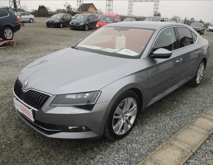 Škoda Superb Liftback 2,0 l 110 kw