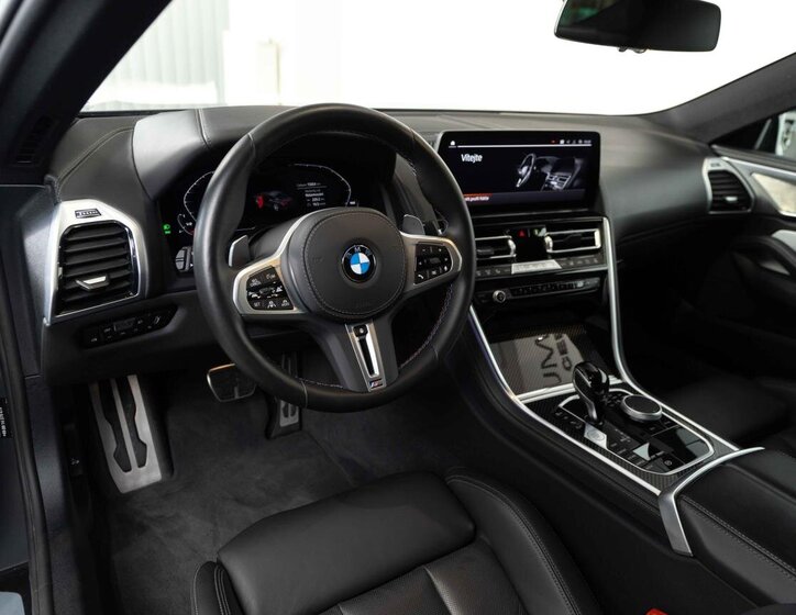 BMW Řada 8 Ostatní 4,4 l 390 kw