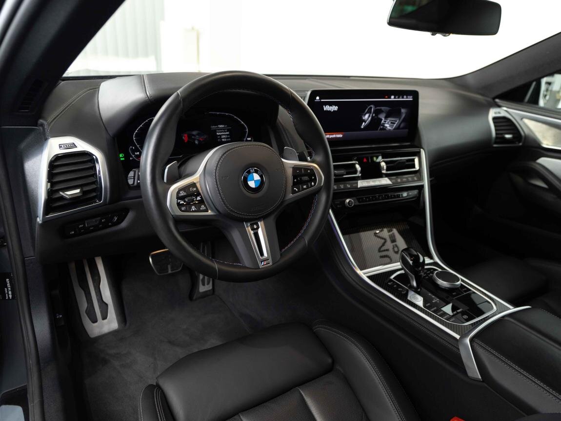 BMW Řada 8 Ostatní 4,4 l 390 kw