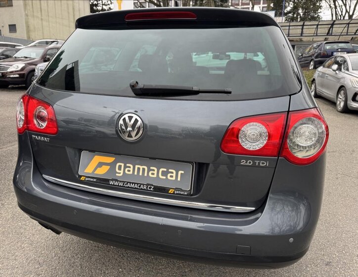 Volkswagen Passat Kombi 2,0 l 103 kw