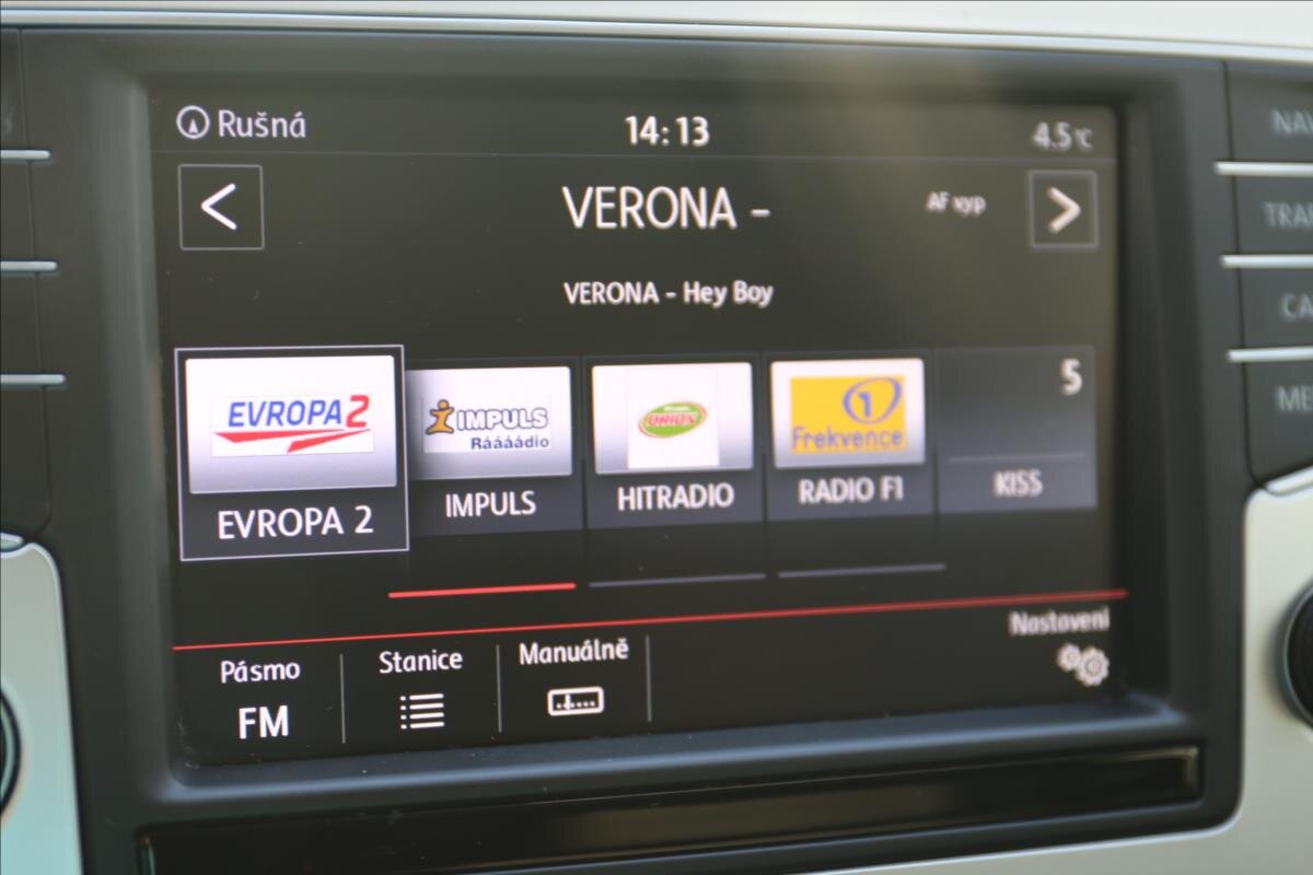 Volkswagen Passat Sedan / Limuzína 2,0 l 110 kw