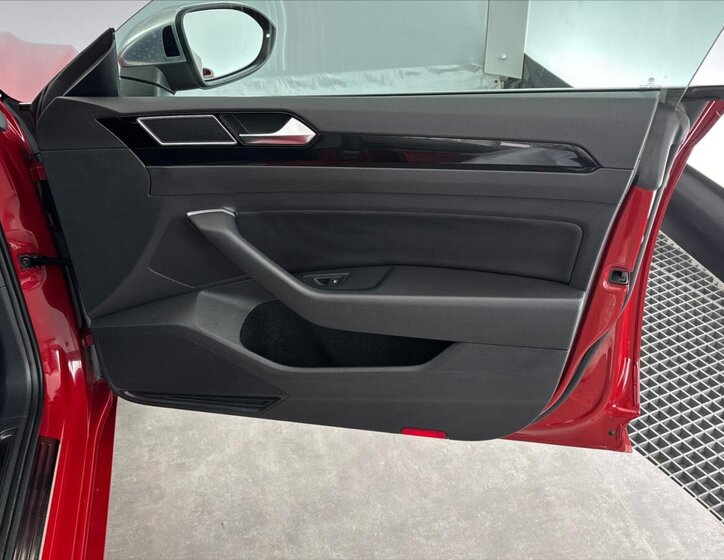 Volkswagen Arteon Liftback 2,0 l 110 kw