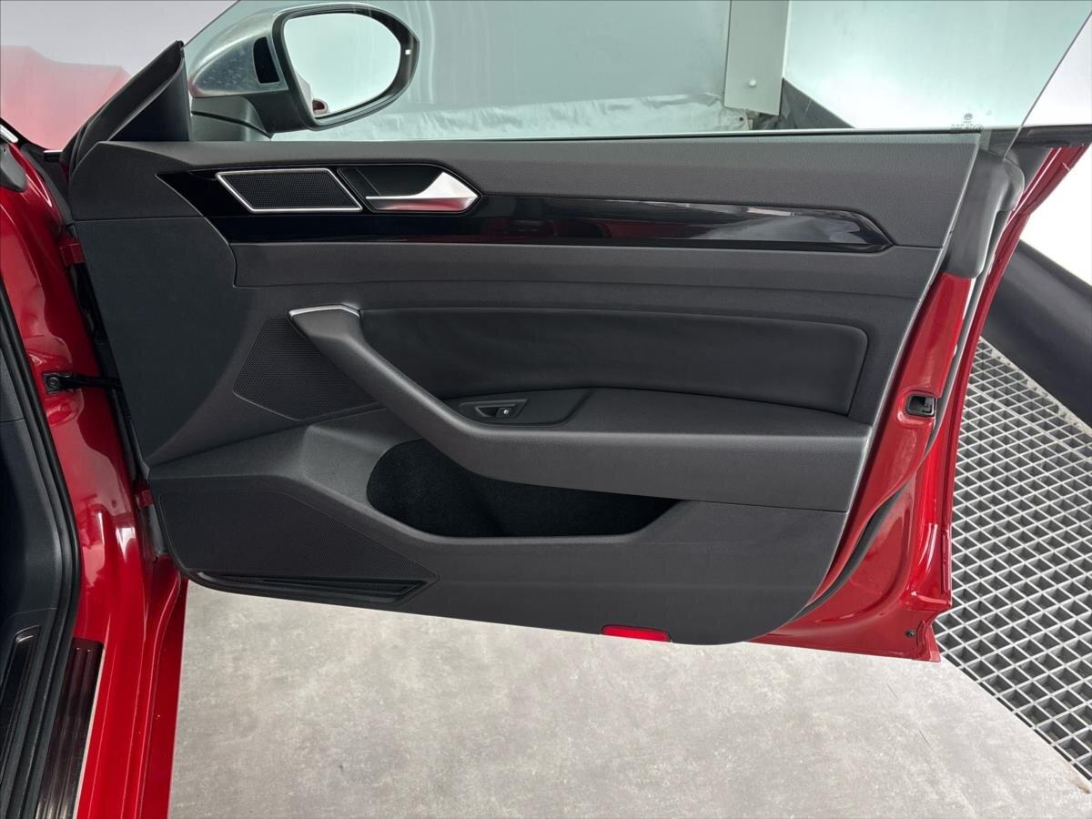 Volkswagen Arteon Liftback 2,0 l 110 kw